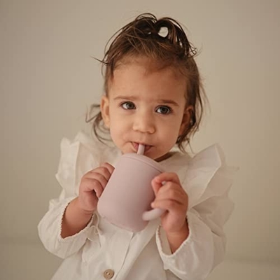 El silicón hermético no desliza la taza de Sippy del bebé con Straw For Feeding