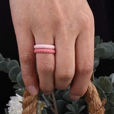 Negro apilable trenzado fino Ring Hypoallergenic Silicone Wedding Rings del deporte para las mujeres